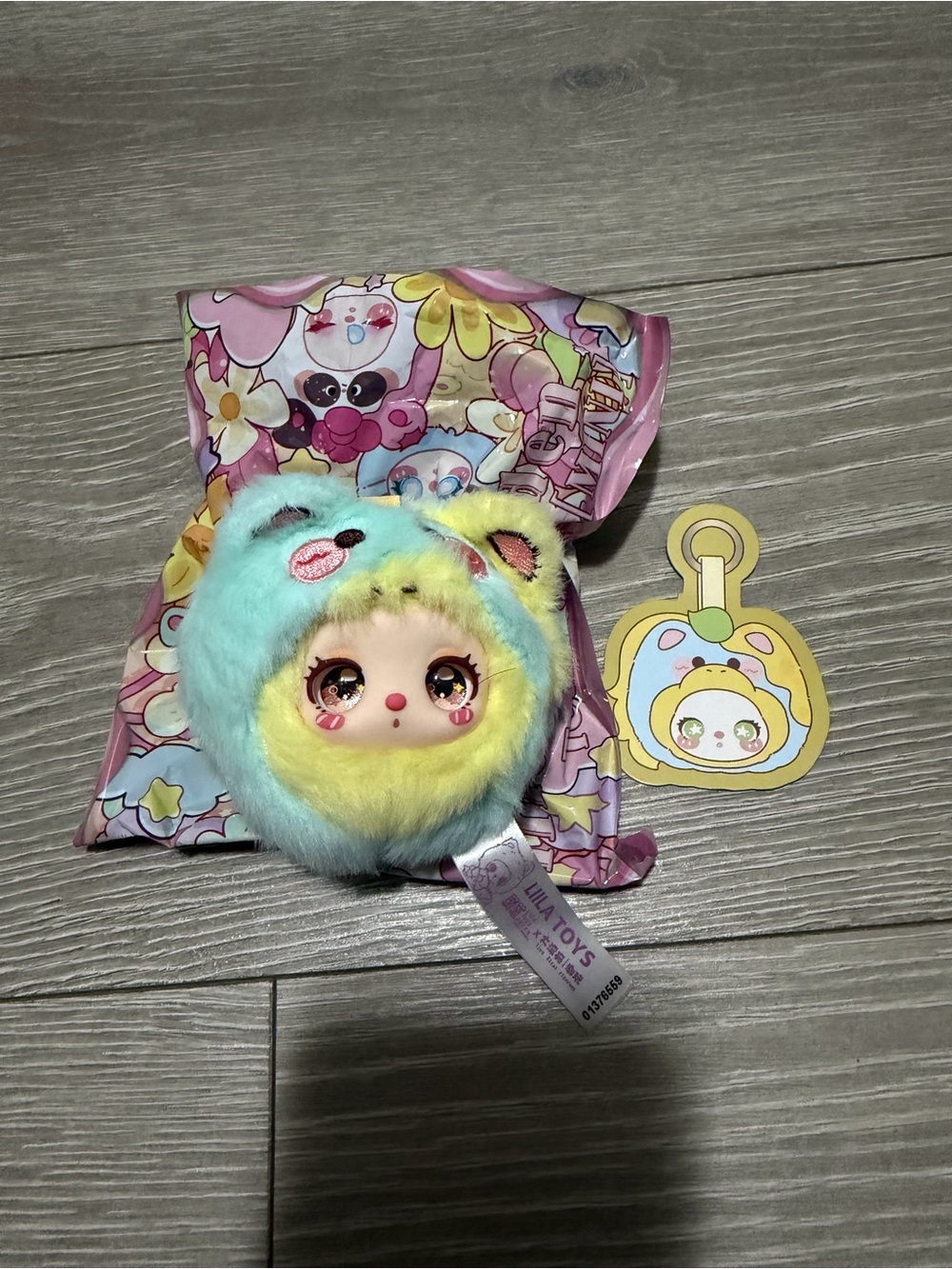 Liila’s garden tea party mini- Lemon Pony